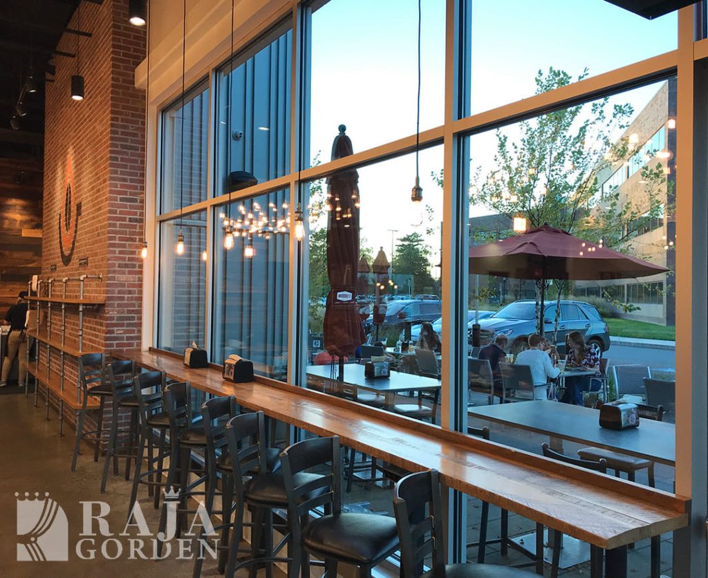 Desain Jendela Cafe Raja Gorden